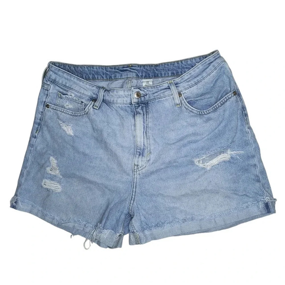 H&M Women's Ultra High Waisted Mom Plus Distressed Jean Shorts, 16 - Picture 1 of 10